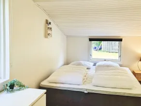 6 Person Holiday Home in Hals - Image 4