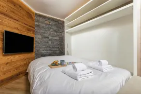 Cham Sud Triolet A109 | 2-min to Aiguille du Midi | Balcony | Sleeps 4, Chamonix, France - Image 5