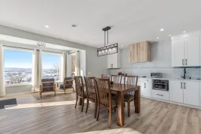 1 bedroom and kitchen place with a valley scenery view & free parking - Image 5