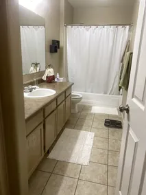 2 Bd/2Ba in Central Phx with a private patio, 2 pools, 2 hot tubs gated complex! - Image 5