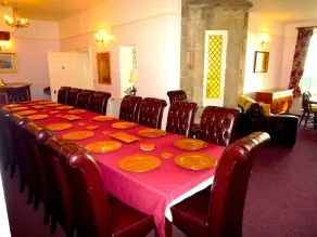 MANOR ON COAST WITH SEA VIEWS, TENNIS COURT, BIG GAMES ROOM + BAR, GARDENS - Image 3