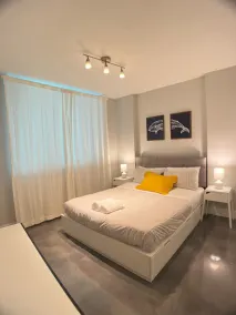 Luxueux 2BR, minutes de la plage et des restaurants - Image 5