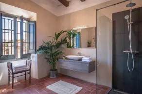 Manoir de luxe, à quelques minutes de la plage, 14 chambres avec salle de bains, A / C, emplacement central - Image 5