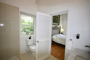 Oceanfront Luxury Villa with privacy, ocean access, views - Image 2