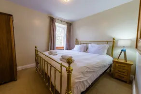 Lady Anne's Cottage No. 1 - Image 3