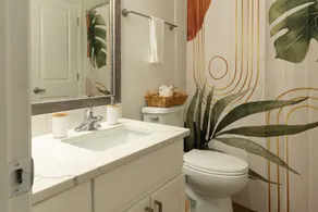King Suite ♛ South Charlotte | Free Parking & Pool - Image 2
