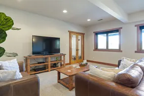 Shawnigan Hills Guest Suite - Image 4