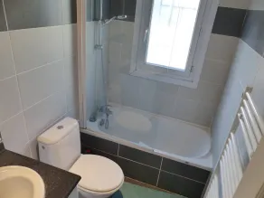 CAPBRETON -Appartement en rez de jardin pour 5 personnes - Image 2