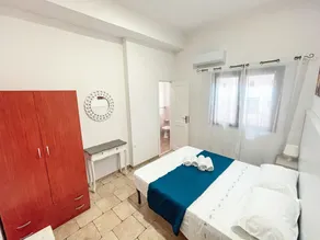 Villa with pool 3 bedrooms 3 bathrooms wifi 150 meters from the sea - Image 4