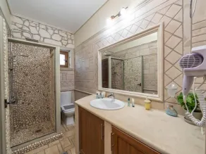 Penelope - Luxury Stone Apartments with stunning view - Image 2