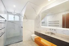 SEASHORE: North Avoca Beachfront, Panoramic ocean views, WiFi, Ultra modern. - Image 4