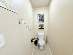Sleeps 8. No Stairs, Carpet-Free Near Stadiums - Image 5