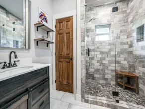PRIVATE HILL COUNTRY RETREAT, HOT TUB, VALLEY+SUNSET VIEWS, 20 TO FREDERICKSBURG - Image 3