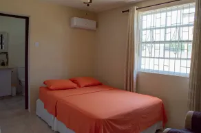 Trinity Breeze Apartments - Image 5