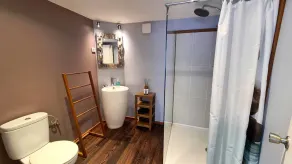 Moderne villa med pool ved havet på øen Moorea - Image 2