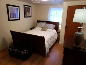 Quiet 500sf Private Cottage in Belmar Kids & Pets - Image 4