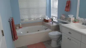 VeroHouse: 3BR 2BA, pet friendly, beautiful fenced back yard, quiet neighborhood - Image 2