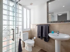 Exclusive Duplex Penthouse in Puerto Banus - Image 5