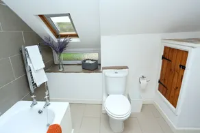 Coachingmans Cottage - Image 2