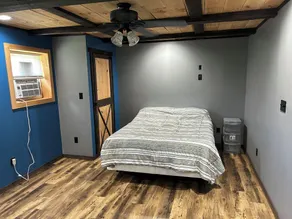 Middle of moco country apartment - Image 5