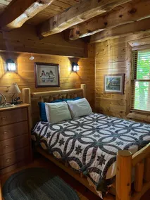A beautiful log cabin home on Lake Huron, amazing lake views, hot tub, game room - Image 5