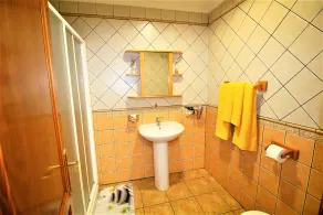 Nice, confortable et spacieux appartement avec une belle vue, \"la mer\" en arrière-plan - Image 2
