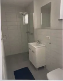 Beautiful granny apartment - Image 2