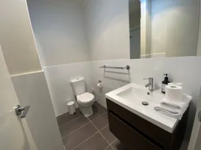 4BR/3BA Modern Townhouse at the Heart of Franklin - Image 5