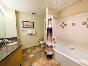 Modern condo located in the heart of River Run Village - Image 2