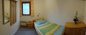 Small detached house in a quiet, sunny location close to the beach. - Image 4