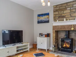 4 værelses bolig i Holmfirth - Image 2