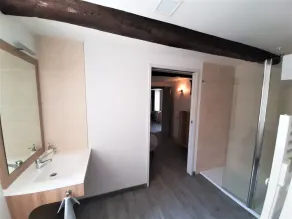 Farmhouse with heated indoor pool - Image 5