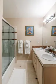 \"Queens Palace\" Studio Apt Business Ready - San Jose - Image 4
