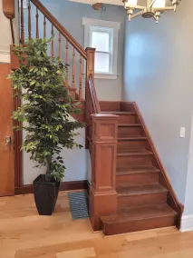 Prime Walk to Cincinnati Zoo & Botanical Garden –Steps to UC, Short Vine & More! - Image 2