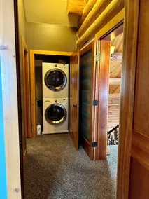 Lodge privé et exclusif sur le lac Woman avec de belles vues - Image 5