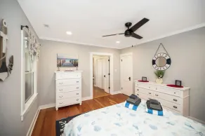 Sea Glass Beach House!  Large sand beach, dock and hot tub! Pets welcome! - Image 3