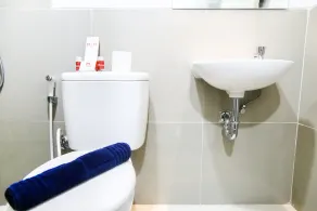 Nice View Studio @ Azalea Suites Apartment - Image 5