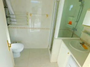 A229 Penthouse vacation rental with terrace 200m from the beach, Roses - Image 3