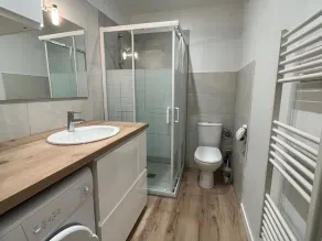 Spacious studio with balcony, ideal for 2 people - Image 2