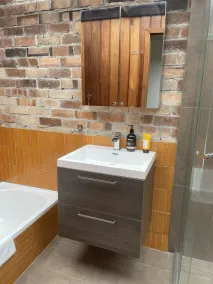 Phegans Bay Waterfront Retreat - Image 3