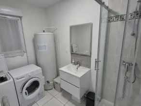 Cozy 3BR Pavilion Near Beach, Shops, Garden, and Free WiFi - Image 2