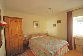 Hydrangea Cottage, freistehend 1750, s Stone Cottage, voll Modernisierte - Image 4