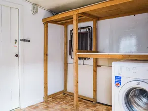 2 bedroom accommodation in Cullen - Image 3