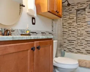 DOWNTOWN Austin condo, 6th St. A few blocks to Congress. Great SXSW location! - Image 2
