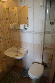 Apartamento-estudio con terraza y vista al mar Lokva Rogoznica, Omis (AS-6005-a) - Image 2