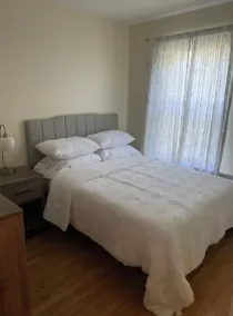 Beautiful 2 bedroom in Queens - Image 5