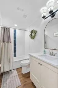Our cozy, fully remodeled \"Treehouse\"! - Image 3