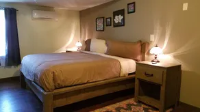 Rustic 4-Suite Home - 30 Mins from Albany GA - Image 5