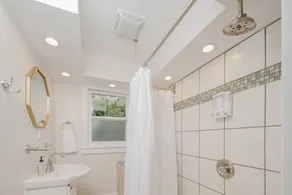 Charming Home near Lawrence U. - Walk to Downtown! - Image 2