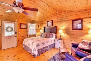 Couple's Summer Getaway close to the Buffalo! Relax, Hike, Fish, and Float! - Image 5